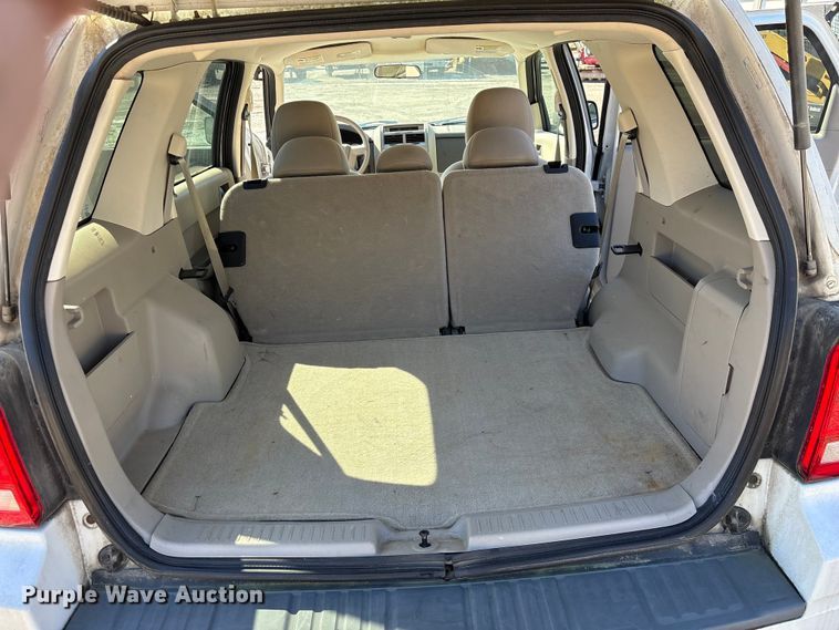 image for item DU2680 2008 Ford Escape SUV