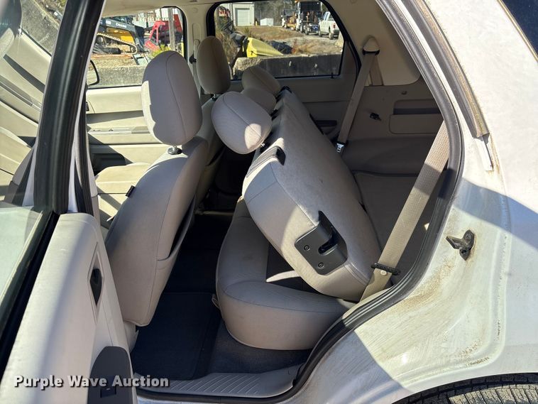 image for item DU2680 2008 Ford Escape SUV