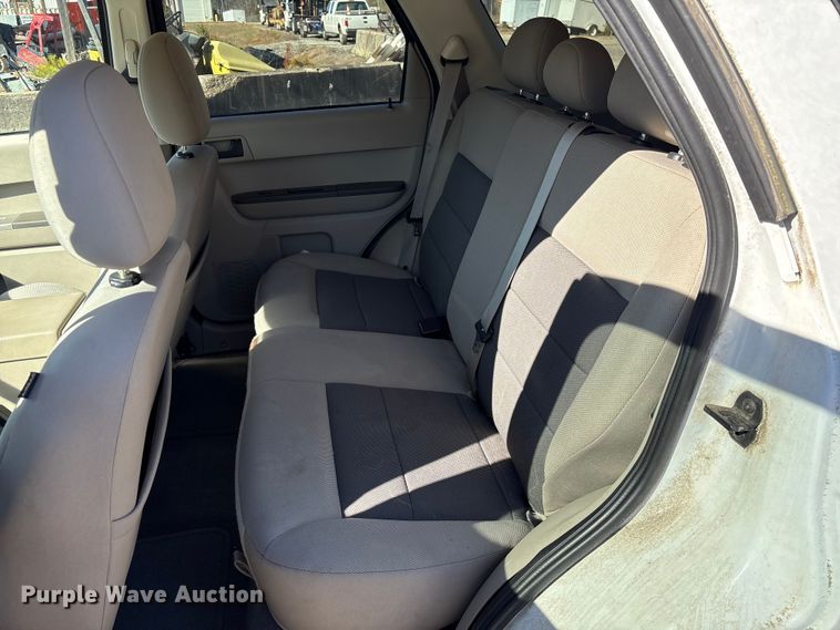 image for item DU2680 2008 Ford Escape SUV