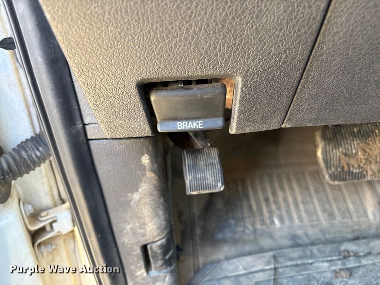 image for item DU2682 2011 Ford F150 XL Crew Cab pickup truck