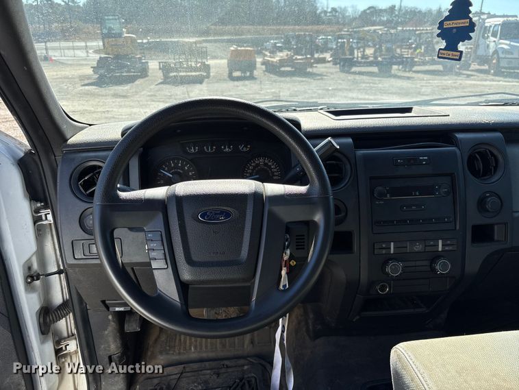 image for item DU2682 2011 Ford F150 XL Crew Cab pickup truck