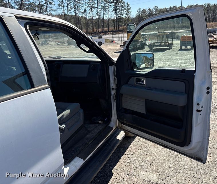 image for item DU2682 2011 Ford F150 XL Crew Cab pickup truck