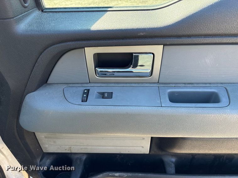 image for item DU2682 2011 Ford F150 XL Crew Cab pickup truck