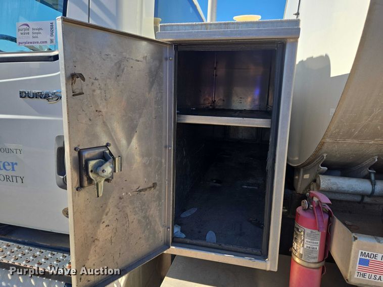 image for item DU2684 2012 International Durastar 4300 sewer jetter truck