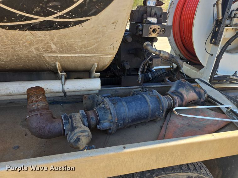 image for item DU2684 2012 International Durastar 4300 sewer jetter truck