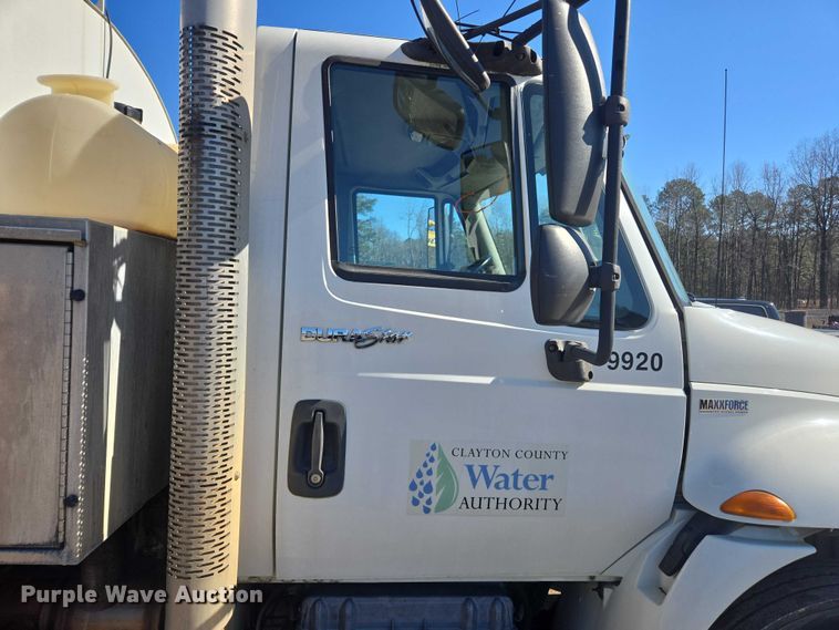 image for item DU2684 2012 International Durastar 4300 sewer jetter truck