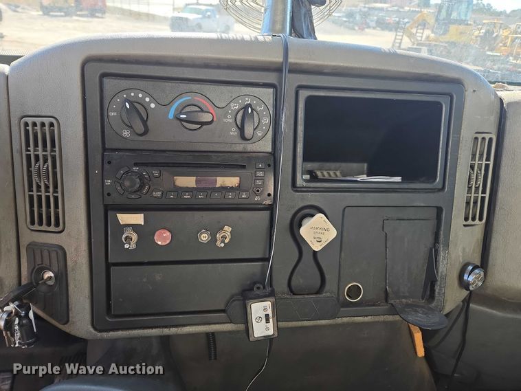 image for item DU2684 2012 International Durastar 4300 sewer jetter truck