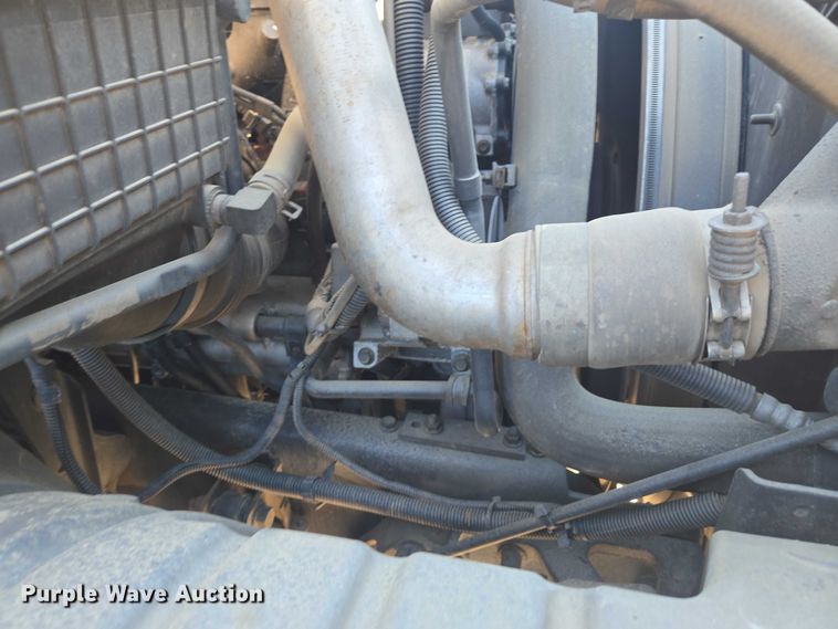 image for item DU2684 2012 International Durastar 4300 sewer jetter truck