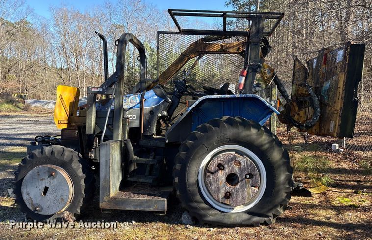 image for item DU2685 New Holland TS100 MFWD tractor