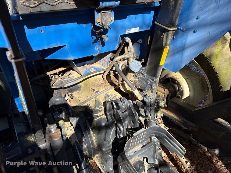 image for item DU2685 New Holland TS100 MFWD tractor