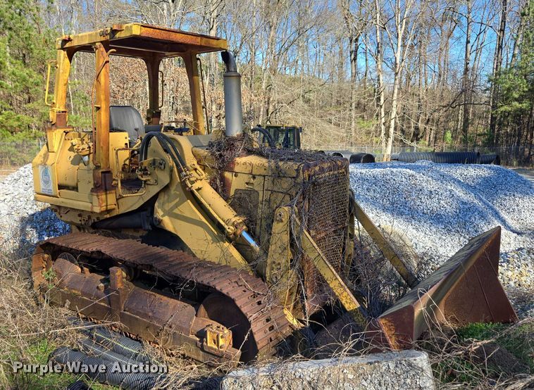 image for item DU2688 Komatsu D57S-1 track loader