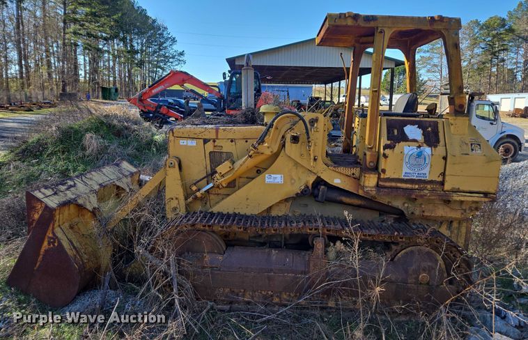 image for item DU2688 Komatsu D57S-1 track loader