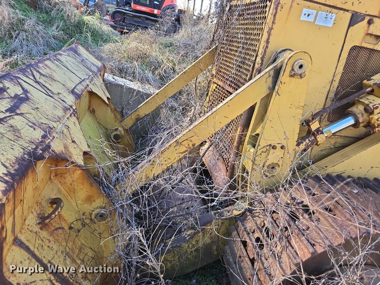 image for item DU2688 Komatsu D57S-1 track loader