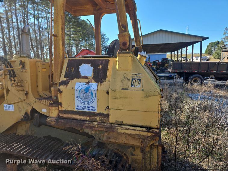 image for item DU2688 Komatsu D57S-1 track loader