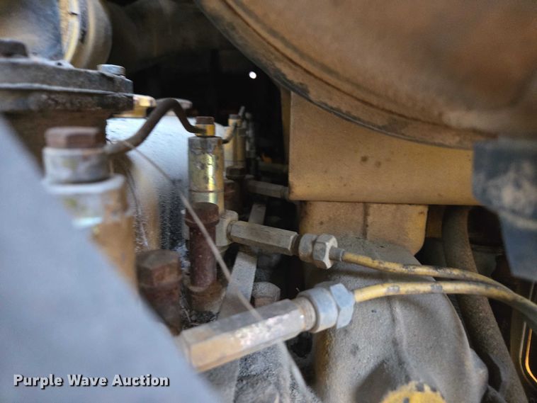 image for item DU2688 Komatsu D57S-1 track loader