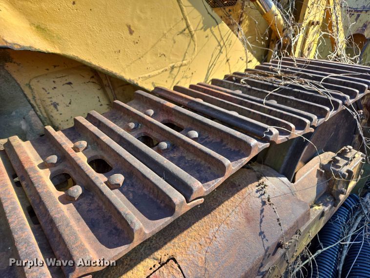 image for item DU2688 Komatsu D57S-1 track loader