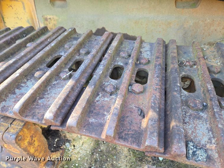 image for item DU2688 Komatsu D57S-1 track loader