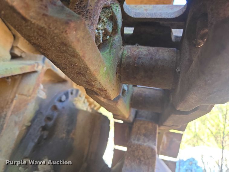 image for item DU2688 Komatsu D57S-1 track loader