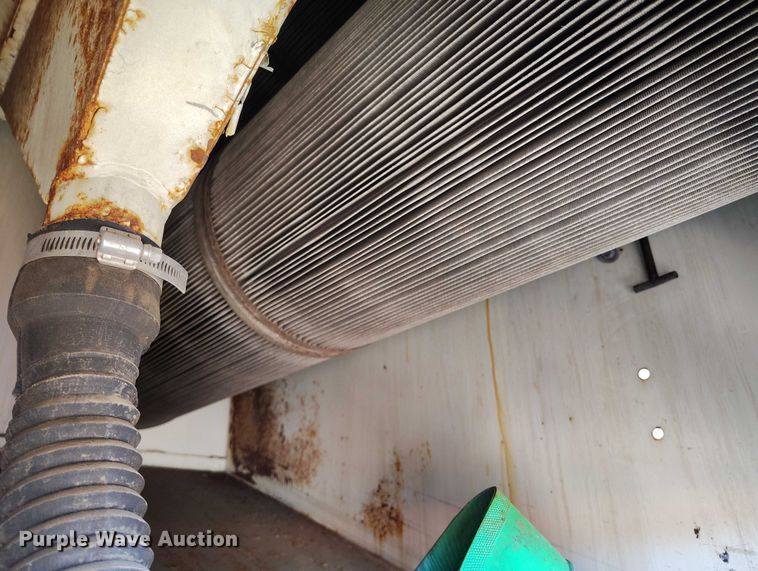 image for item DV6590 2005 Freightliner  FC80 street sweeper truck