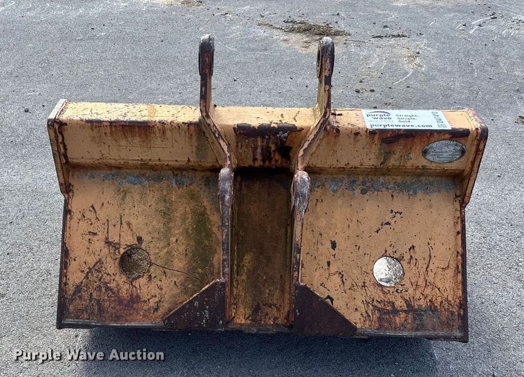 image for item DW7410 (2) backhoe buckets