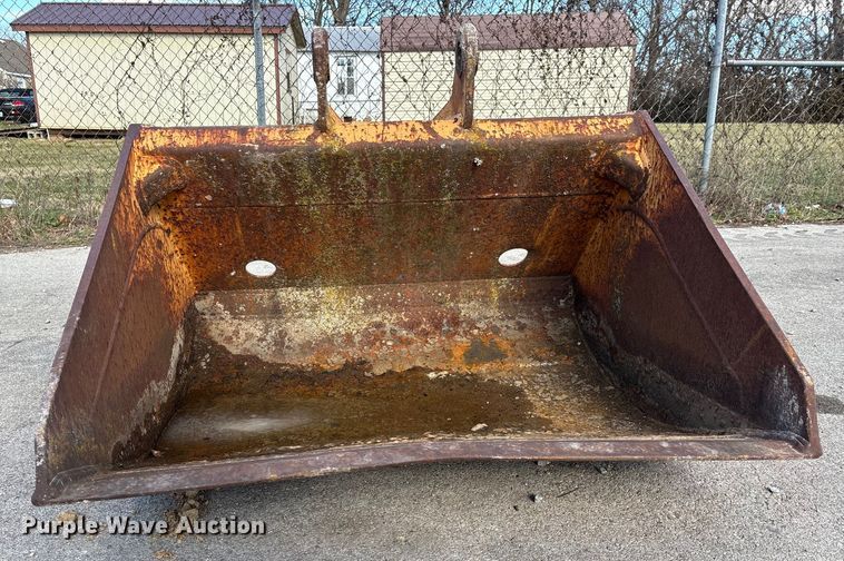 image for item DW7410 (2) backhoe buckets