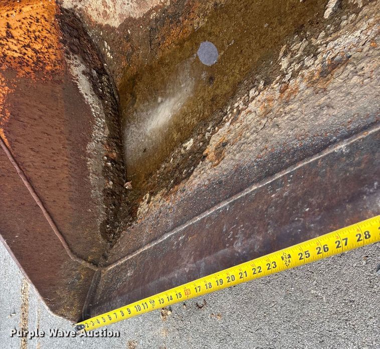 image for item DW7410 (2) backhoe buckets