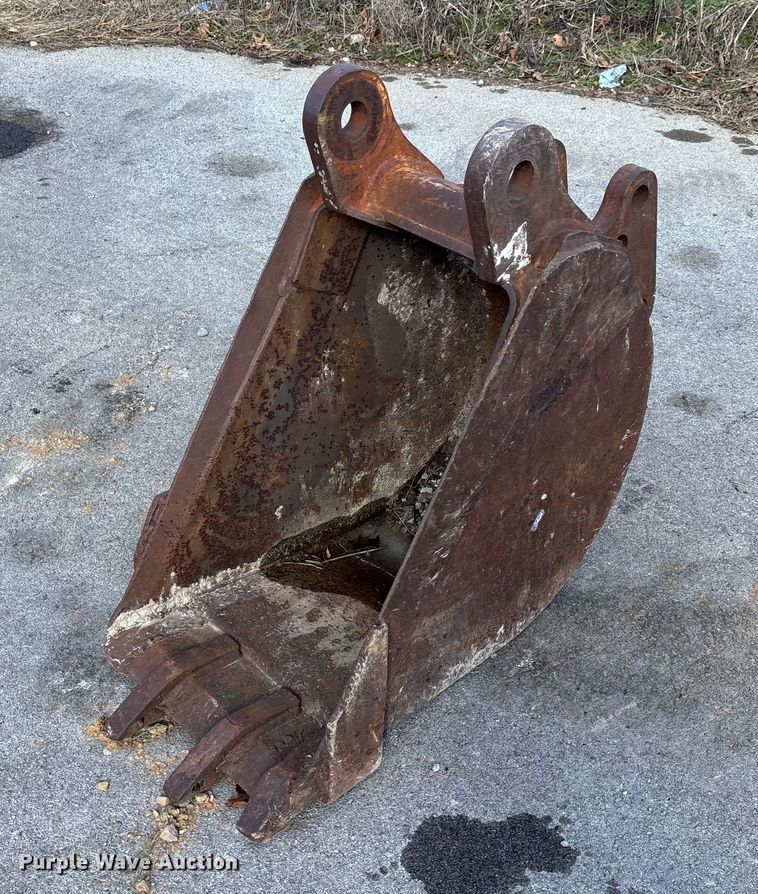 image for item DW7410 (2) backhoe buckets