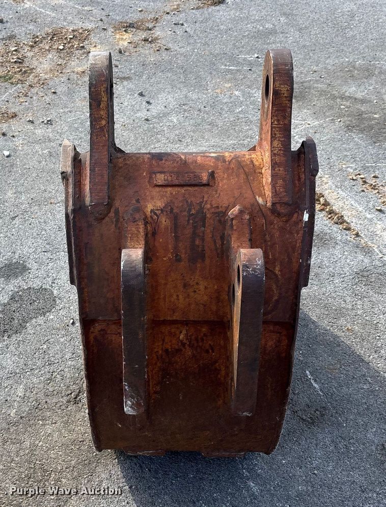 image for item DW7410 (2) backhoe buckets