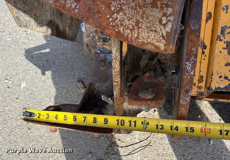 image for item DW7412 Alamo ditcher