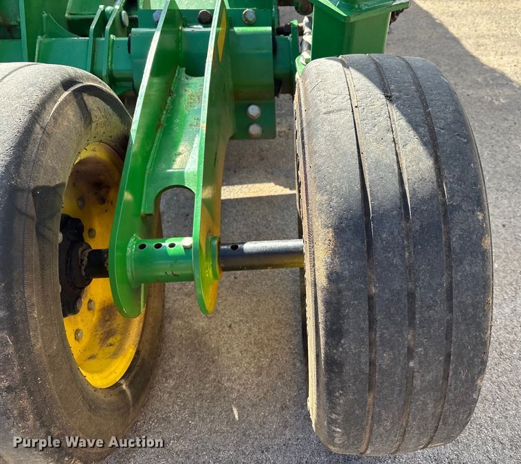 image for item DW7413 John Deere R10 batwing rotary mower