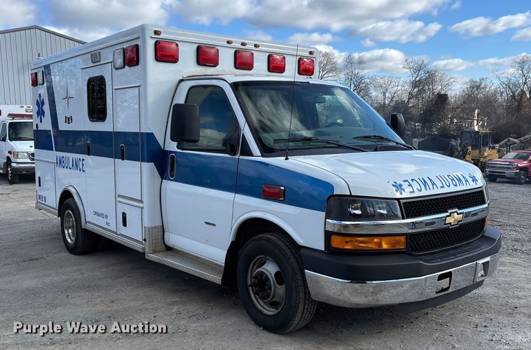 image for item DW7415 2010 Chevrolet Express 3500 ambulance