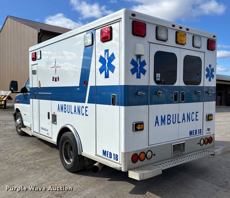 image for item DW7415 2010 Chevrolet Express 3500 ambulance