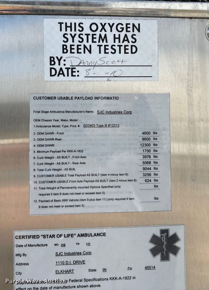 image for item DW7415 2010 Chevrolet Express 3500 ambulance