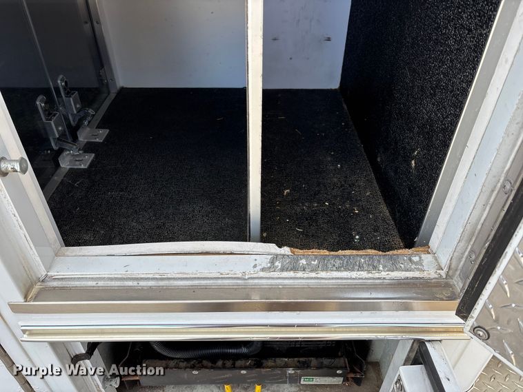 image for item DW7415 2010 Chevrolet Express 3500 ambulance