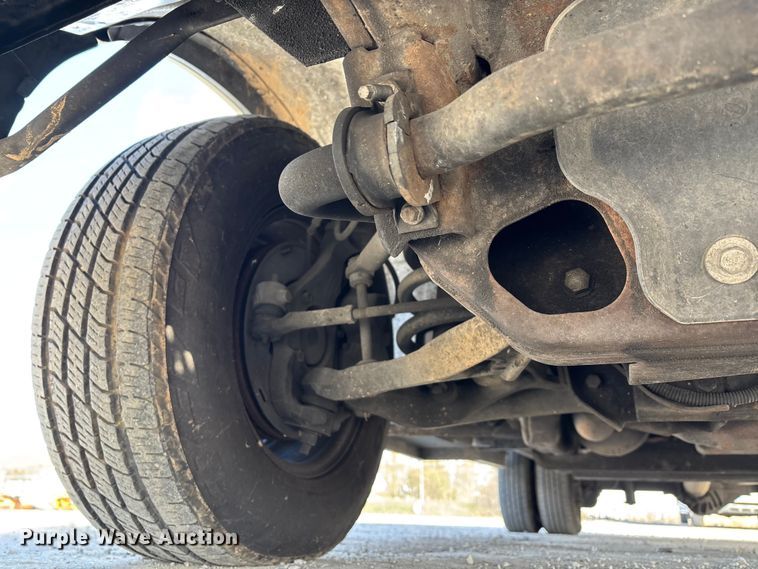 image for item DW7415 2010 Chevrolet Express 3500 ambulance