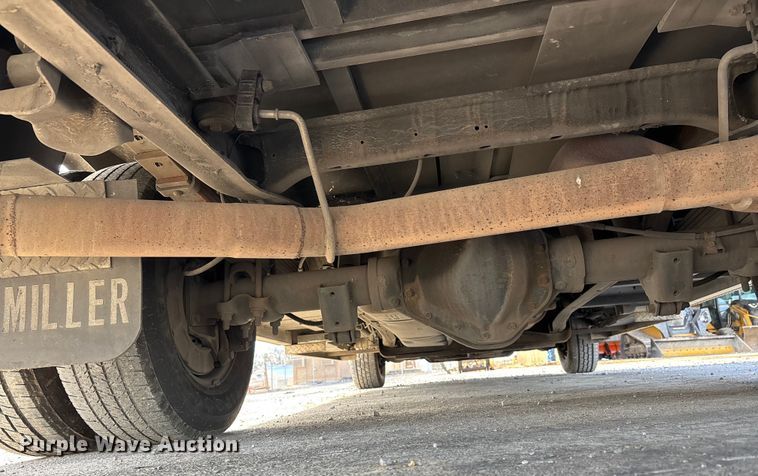 image for item DW7415 2010 Chevrolet Express 3500 ambulance