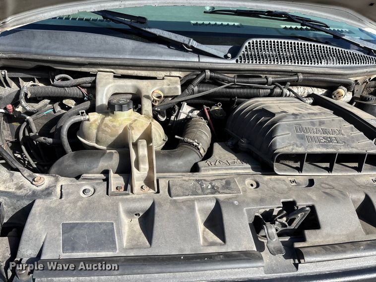 image for item DW7415 2010 Chevrolet Express 3500 ambulance