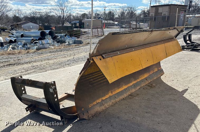 image for item DW7417 9' W snow blade