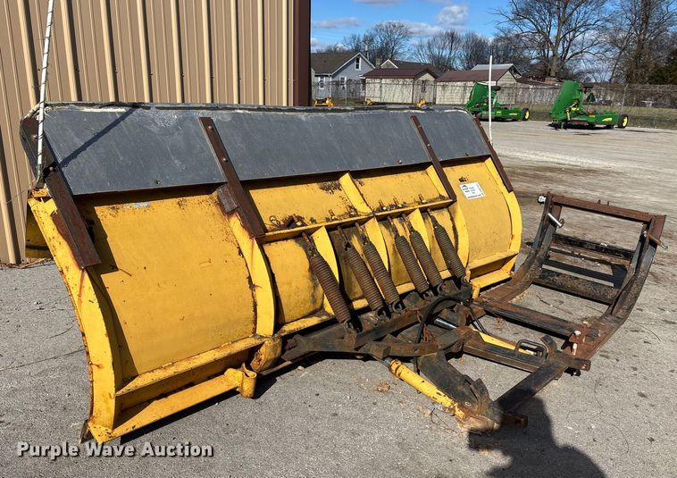 image for item DW7417 9' W snow blade