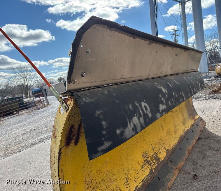 image for item DW7418 9' W snow blade