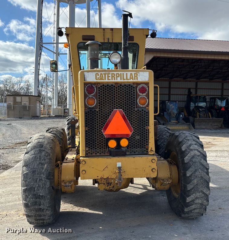 image for item DW7422 1993 Caterpillar 120G motor grader