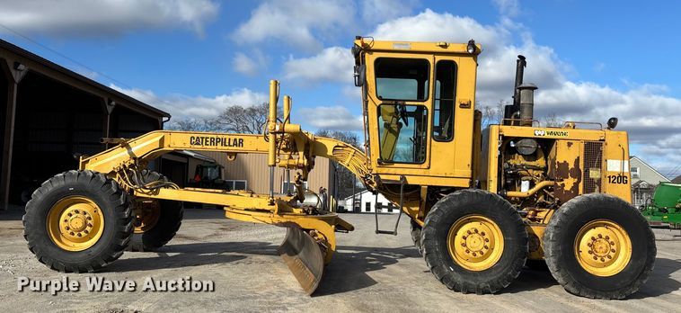 image for item DW7422 1993 Caterpillar 120G motor grader