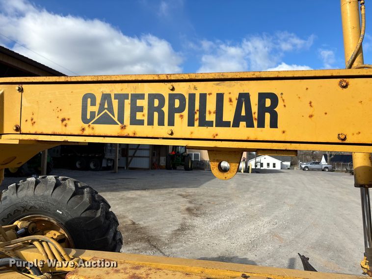 image for item DW7422 1993 Caterpillar 120G motor grader