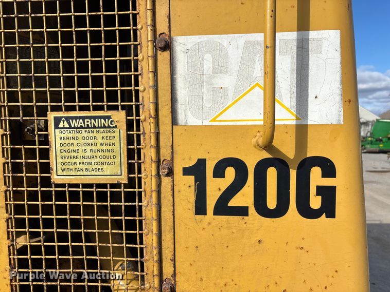 image for item DW7422 1993 Caterpillar 120G motor grader
