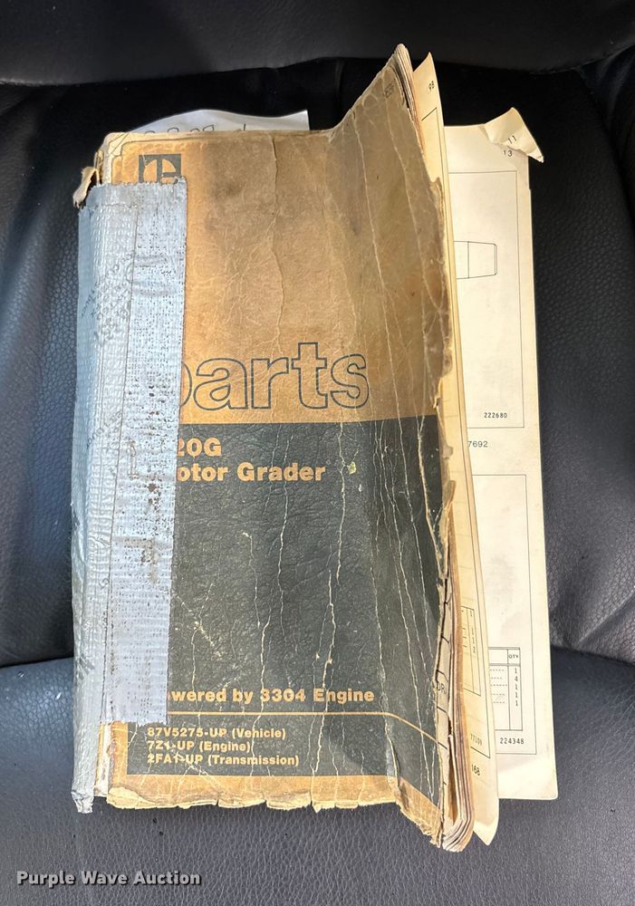 image for item DW7422 1993 Caterpillar 120G motor grader