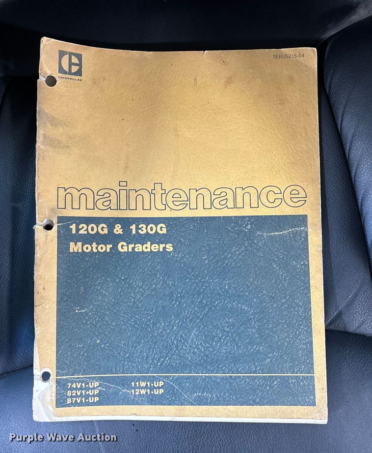 image for item DW7422 1993 Caterpillar 120G motor grader