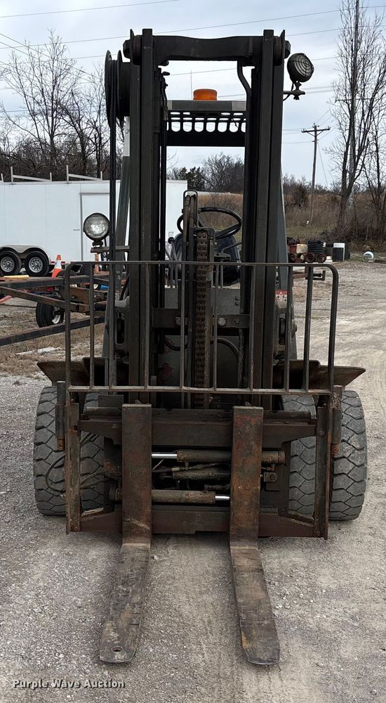 image for item DW7423 Hyster H60XLM forklift