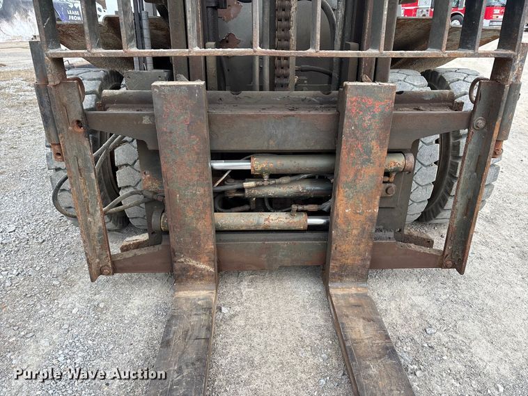 image for item DW7423 Hyster H60XLM forklift