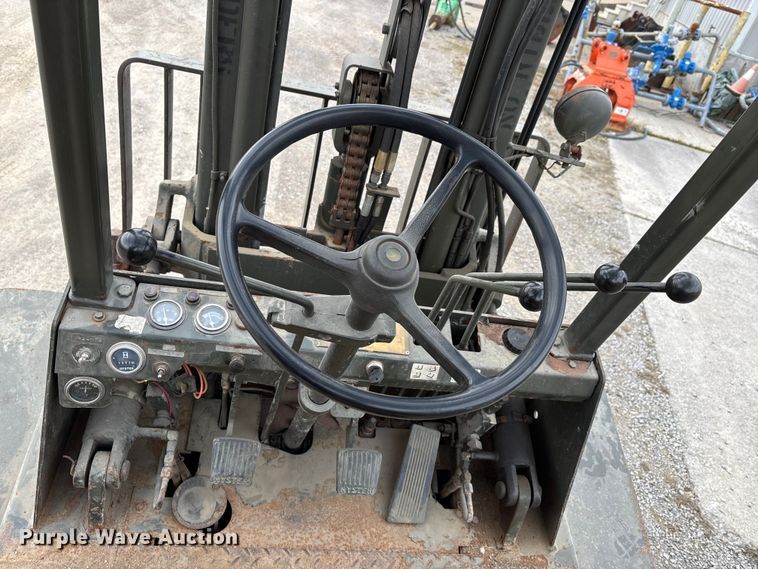 image for item DW7423 Hyster H60XLM forklift