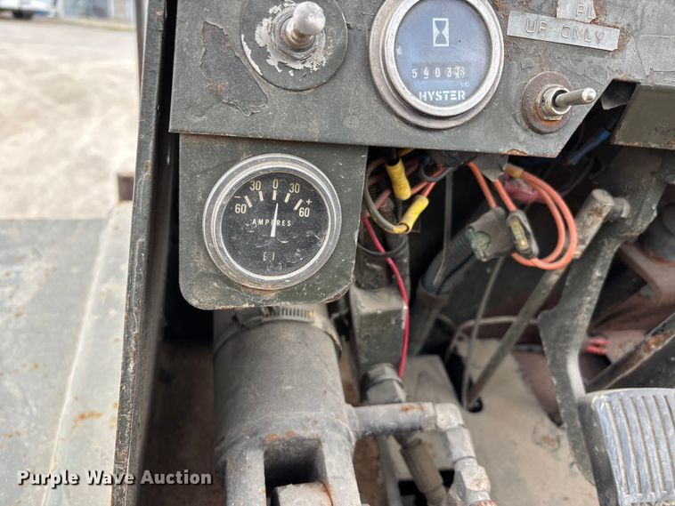 image for item DW7423 Hyster H60XLM forklift